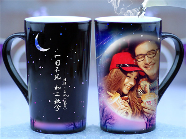 禮品杯彩印機(jī)-禮品杯印刷機(jī)(圖1) 禮品杯彩印機(jī)-禮品杯印刷機(jī)(圖1)